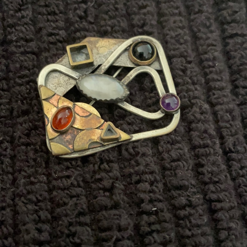 Deco pin in sterling silver